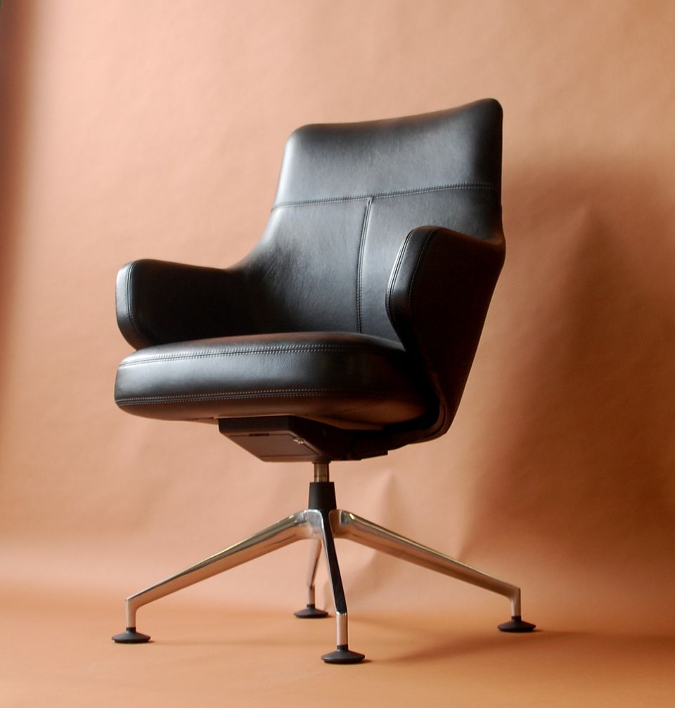 办公椅|现代真皮会议椅|办公家具|华体会体育官方在线官网家具|Grand 中班椅